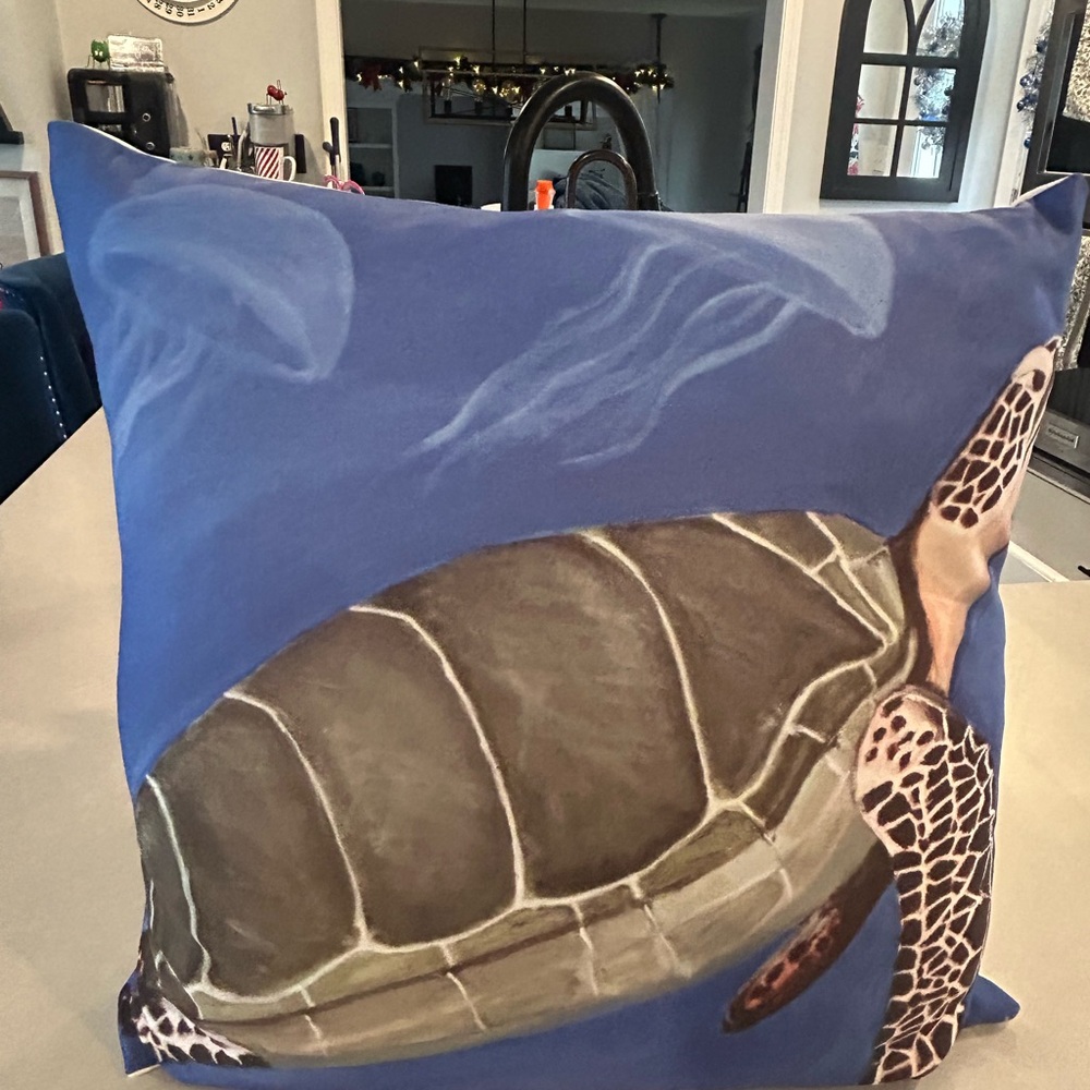NWOT Sea Turtle Decorative Pillow 14x14